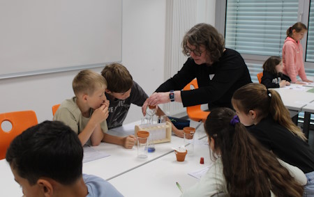 Wasserforscher zu Gast an der JTS